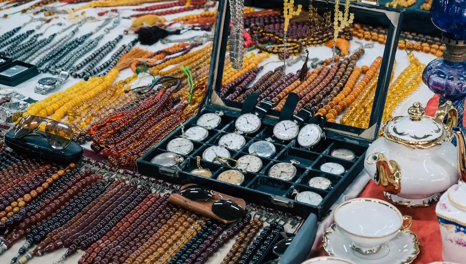 Antique bazaar